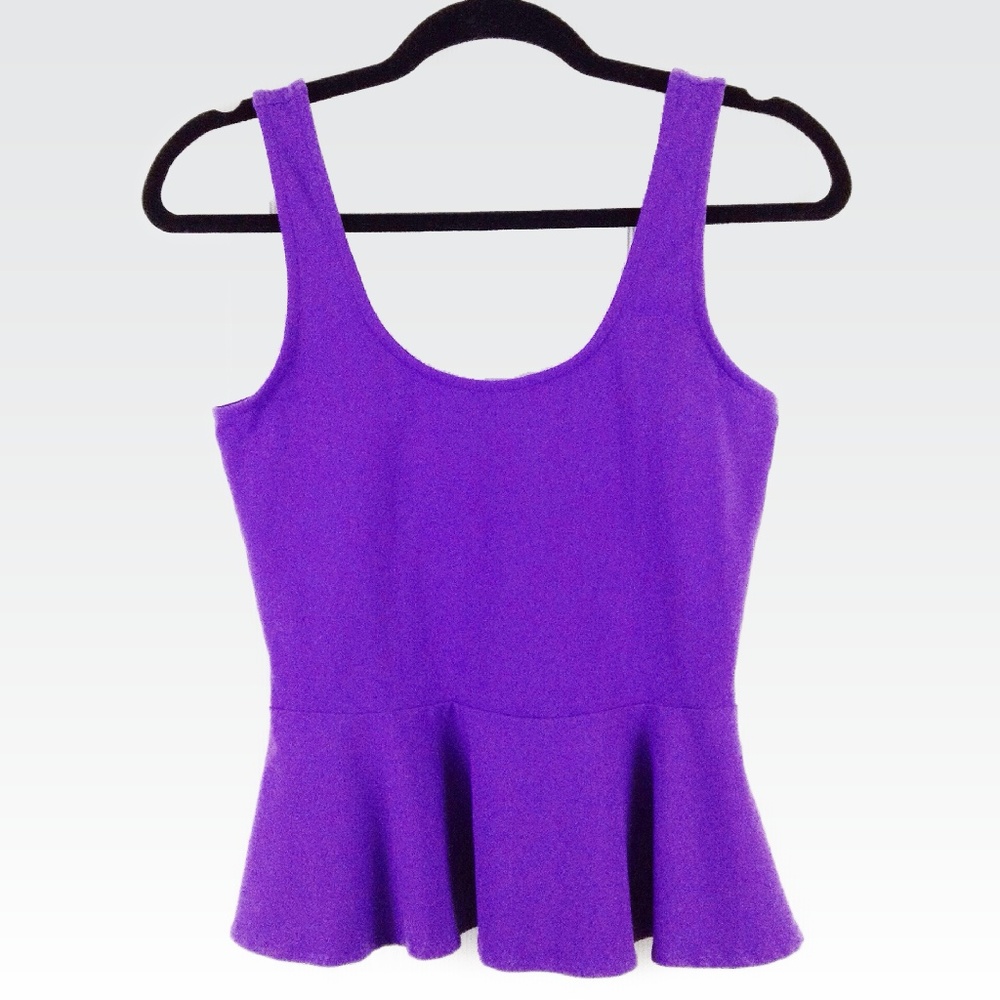 bebe | M | Light Purple Fitted Peplum Tank Top